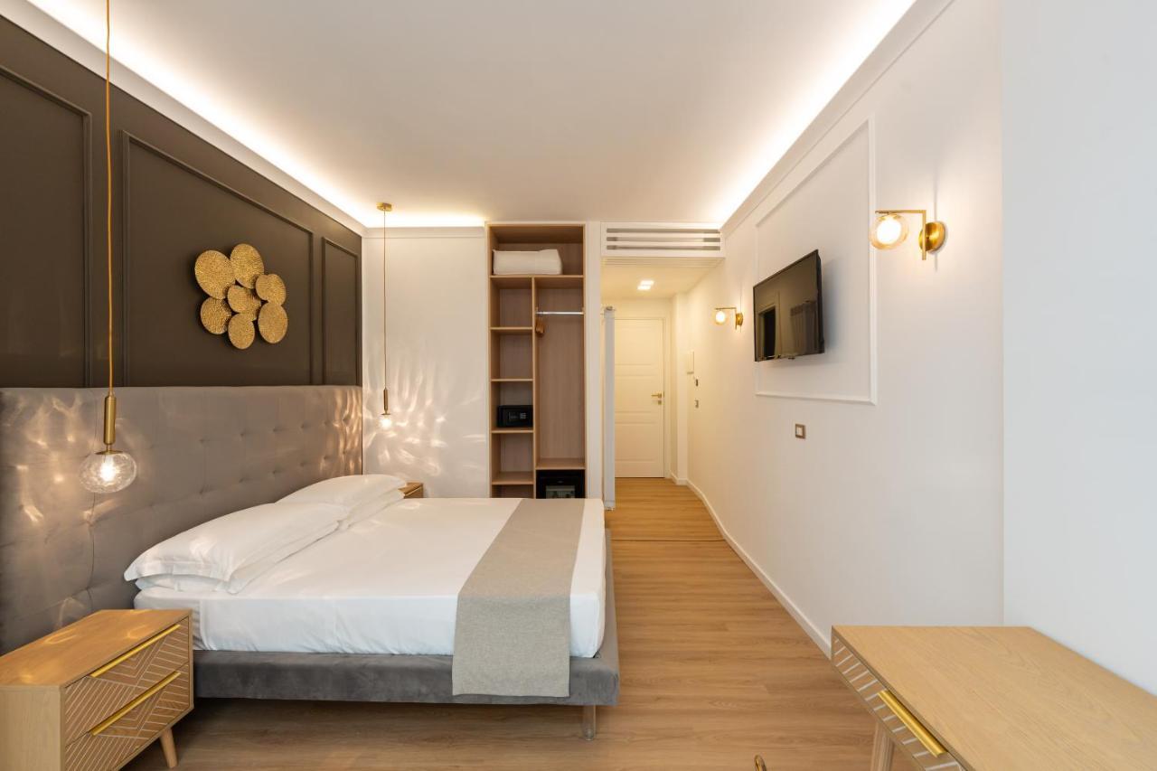 Toledo Relais Suites - By Pera Rooms Collection Naples Exterior photo
