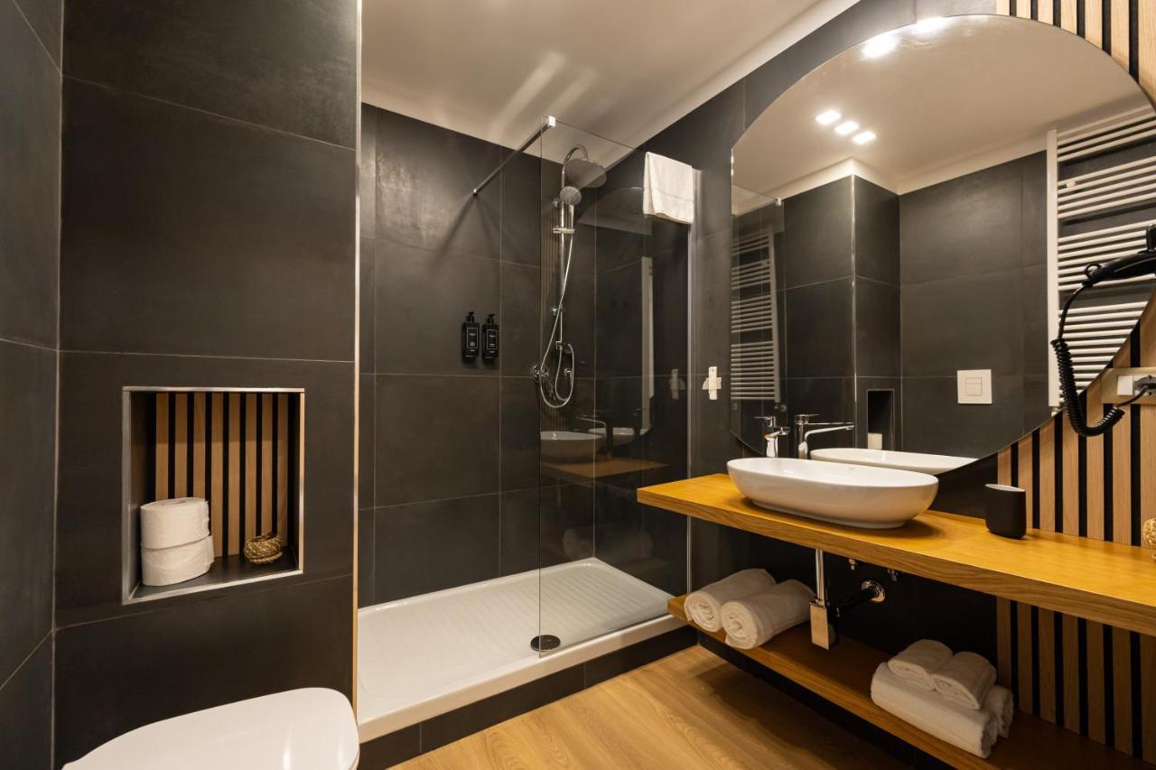 Toledo Relais Suites - By Pera Rooms Collection Naples Exterior photo